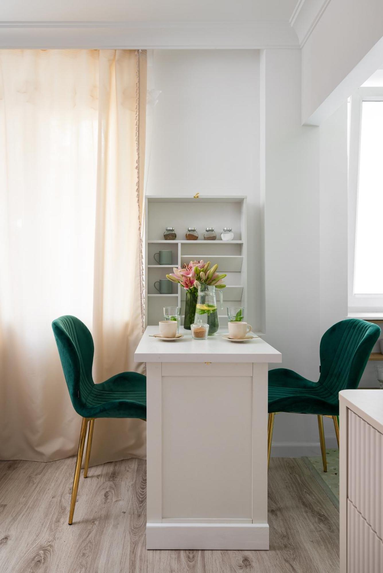 Lovely Downtown Studio At Most Lively Hoza Street, Discover Warsaw On Foot 外观 照片