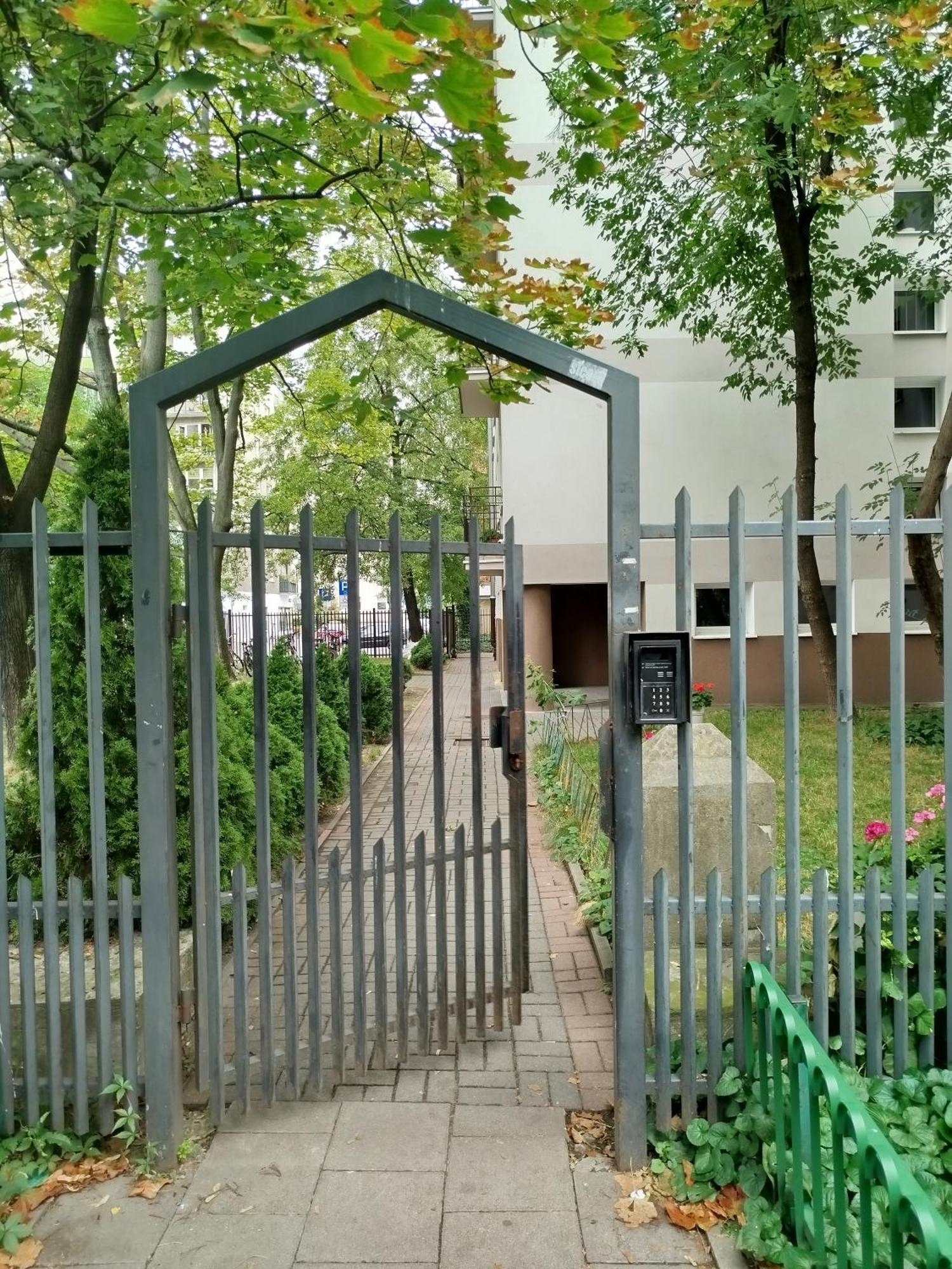 Lovely Downtown Studio At Most Lively Hoza Street, Discover Warsaw On Foot 外观 照片
